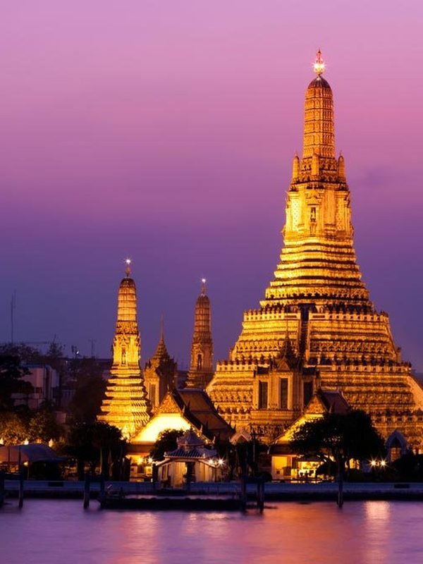 Thailand — Wat Arun temple, Bangkok